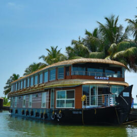 Casino Houseboat