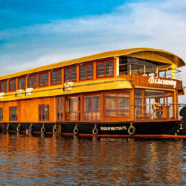 Discovery Houseboat